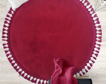 Fluffy Red Round Rug: Washable circle carpet with tassels