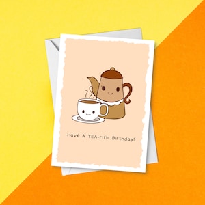 Heb een TEA-rific verjaardagskaart woordspeling | Leuke beige chique grappige verjaardag voor vrienden, zus, vrienden | Verjaardagskaart Punny Minimalistische Tea Lover