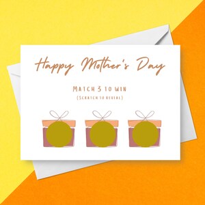 Beige Happy Mother's Day Scratch Card / Personalizzato per ogni occasione / Abbina 3 per vincere un gratta e vinci personalizzato per la mamma / Regalo a sorpresa nascosto