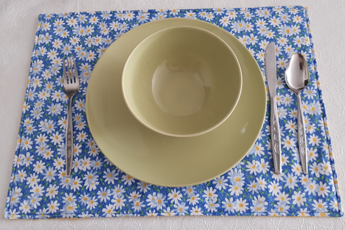 Daisy Themed Placemats Floral Placemats Spring Table Decor Etsy UK