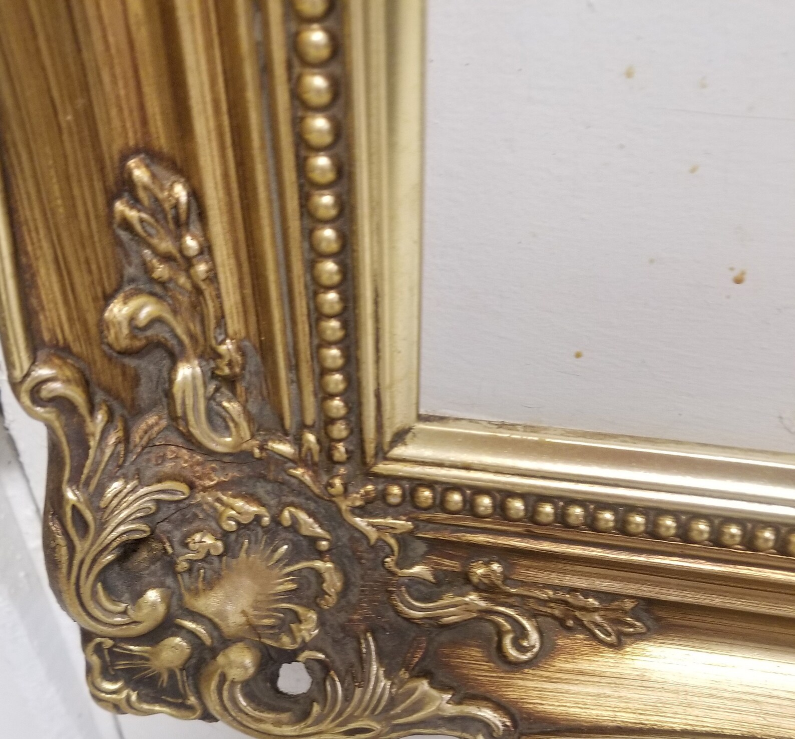 Vintage Ornate Wood Frame 18x22 Etsy