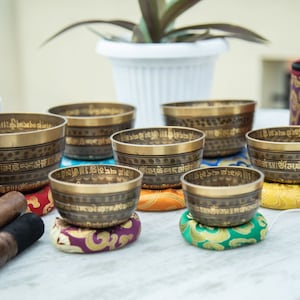 Handmade Tibetan Singing Bowl Set: 7 Chakra Bowls for Sound Healing