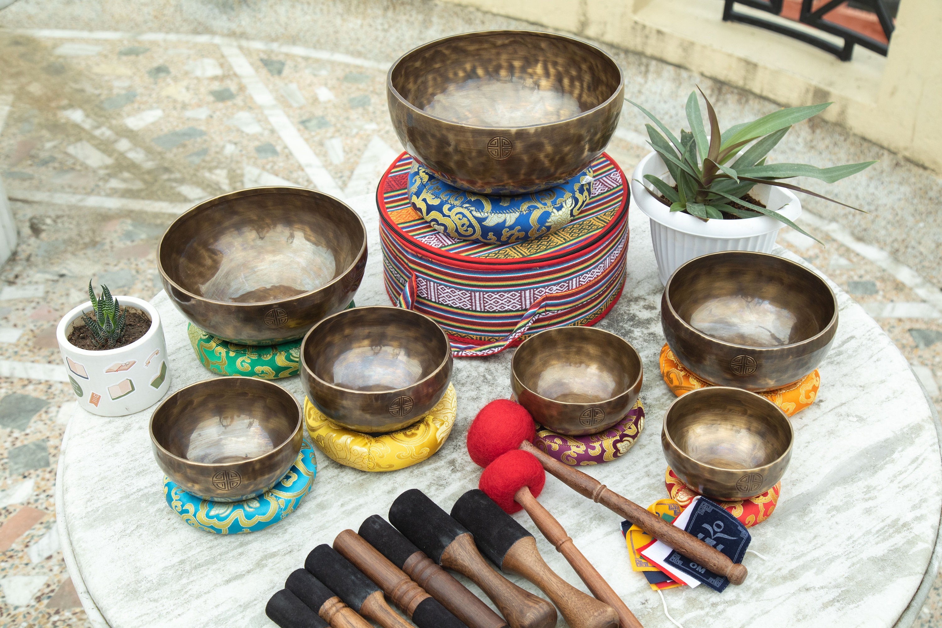 Chakra Set Full Moon Singing Bowls-tibetan Singing Bowl Set of 7 ...