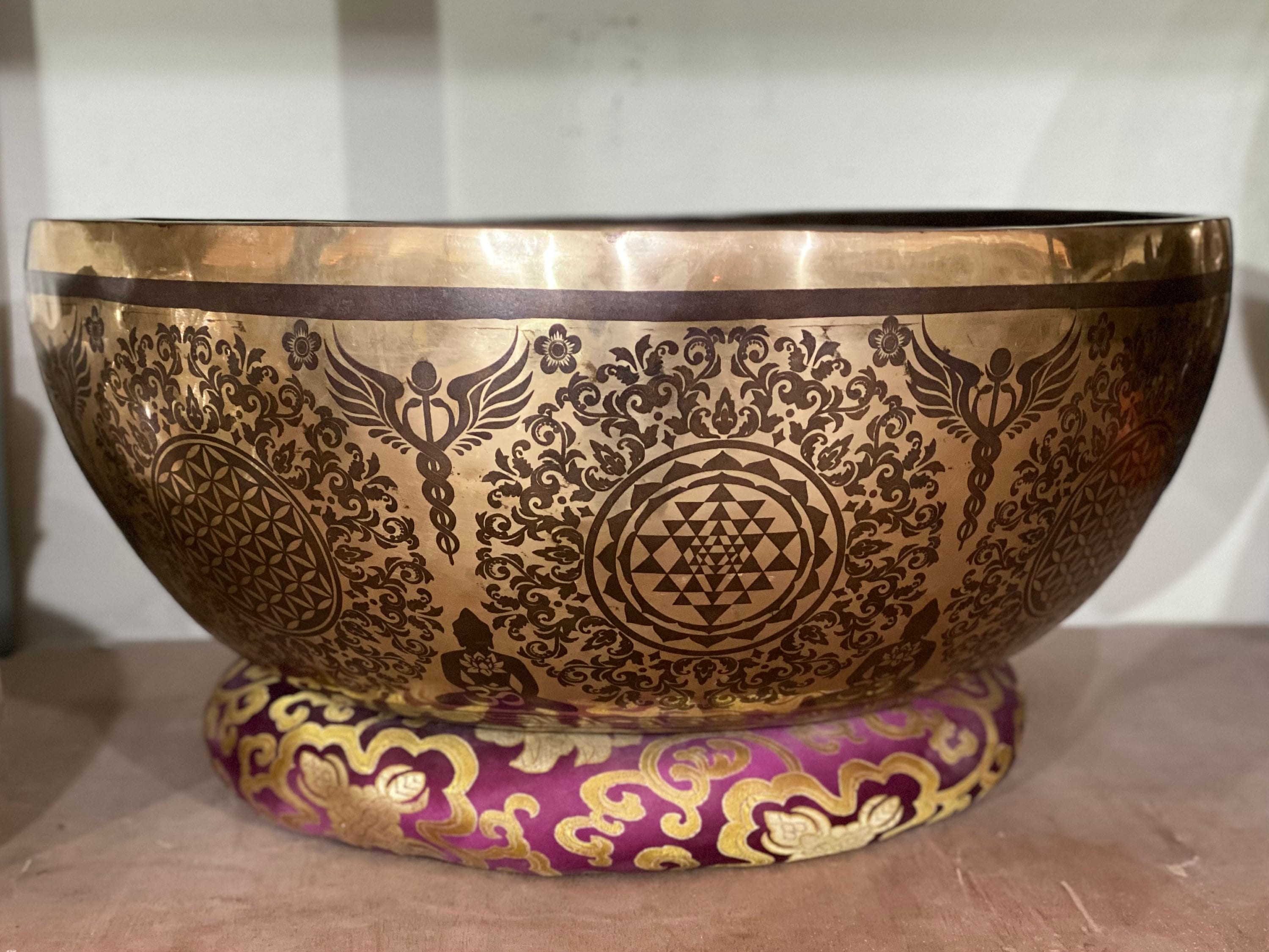 Extralarge Singing Bowl Large Foot Engraved Singing Bowl for Etsy
