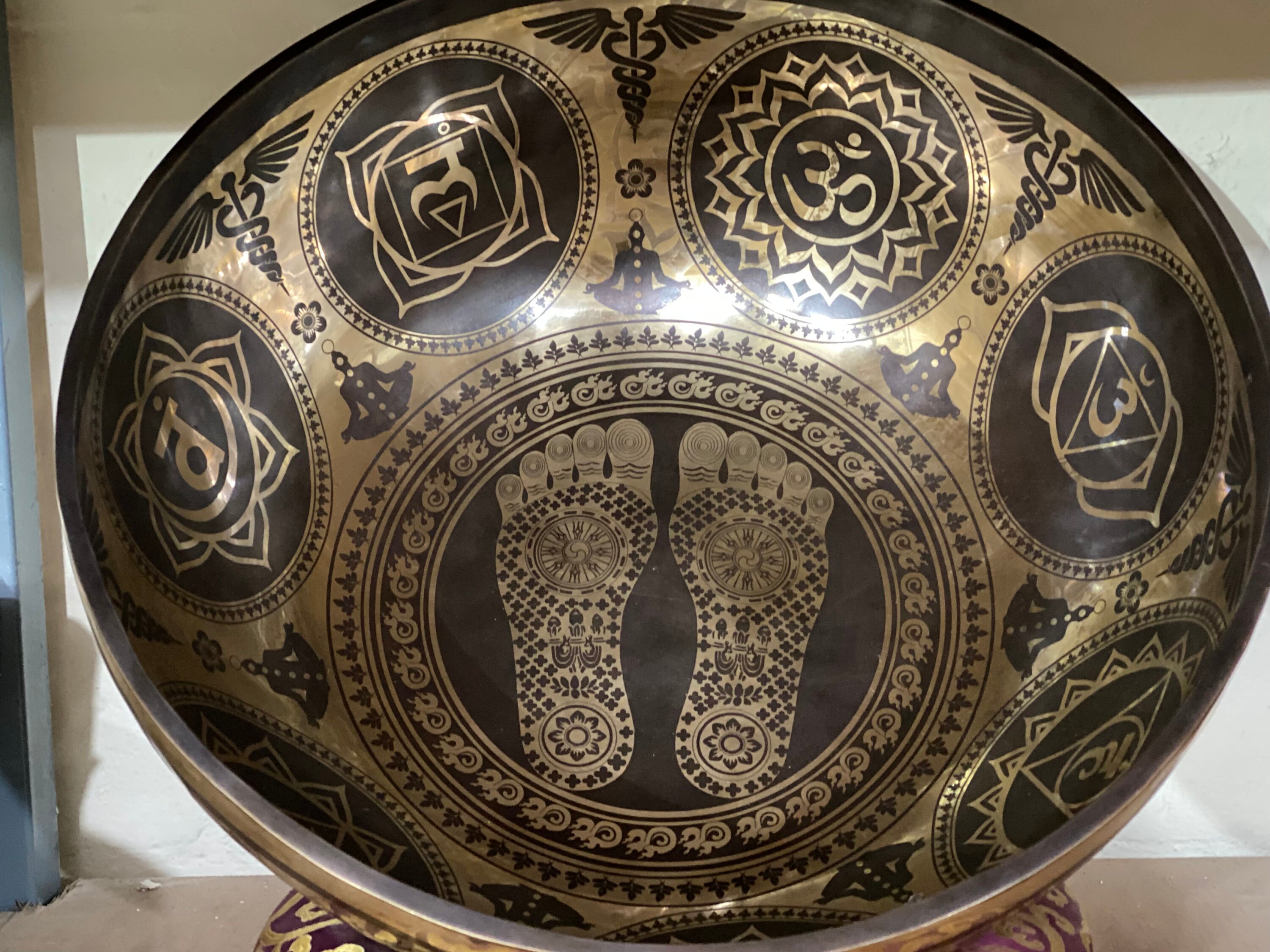 Extralarge Singing Bowl Large Foot Engraved Singing Bowl for Etsy