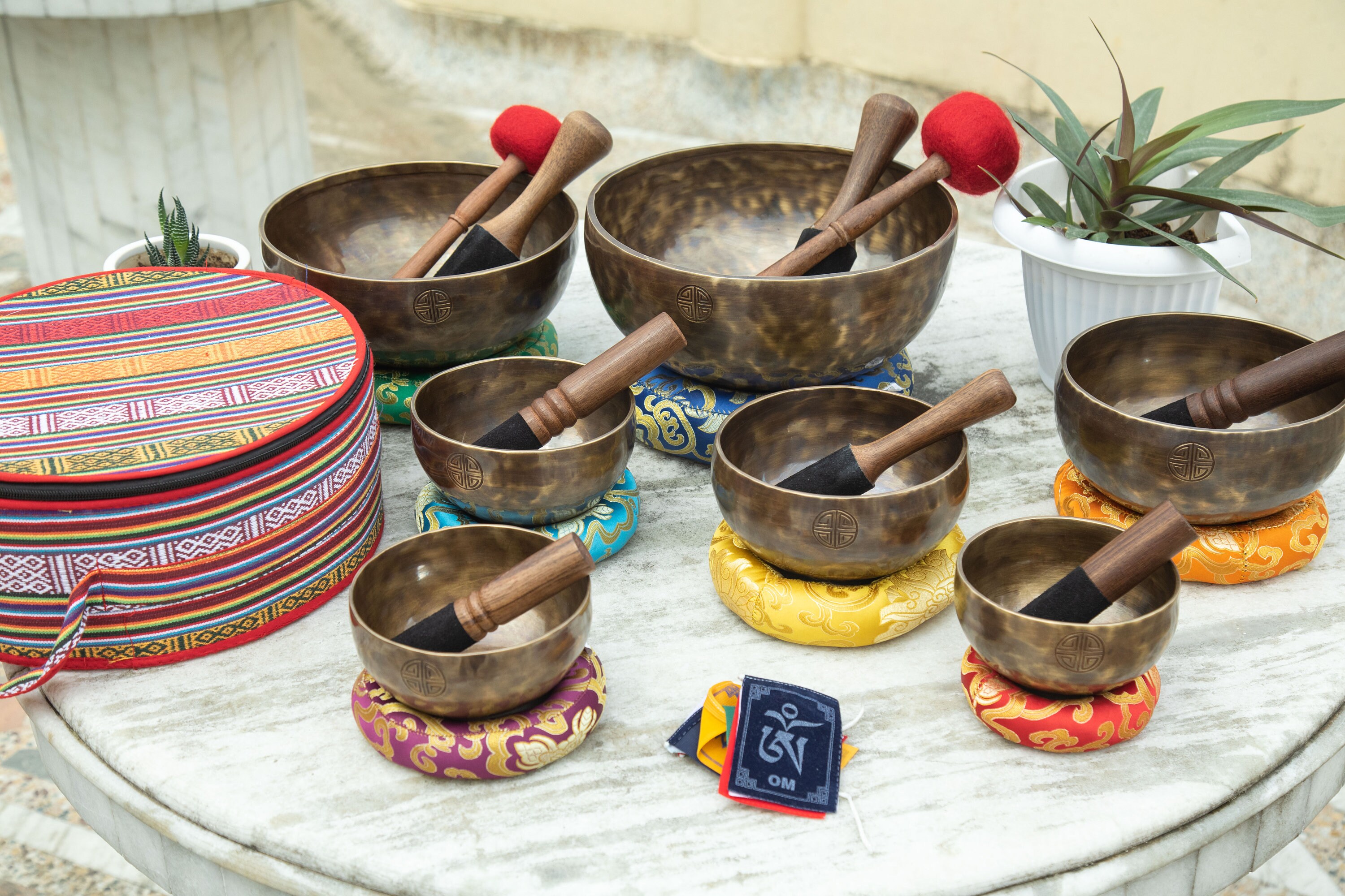 Chakra Set Full Moon Singing Bowls-tibetan Singing Bowl Set of 7 ...