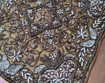 Handmade Embroidered Floral Tablecloth: Beaded Sequin Design (40x40)