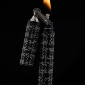 custom lighter，lighter，leatherlighter，Anniversary Gifts For Men, giftgroomsmen gift, Dad Gifts, Giftsfor Girls,gift for him,engravedlighter