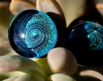 DICHROIC GLASS Plugs, 1 Pair - Hand Blown Glass - Space Galaxy Gauges - 6mm, 8mm, 10mm, 11mm, 12.7mm, 14mm, 16mm, 19mm, 22mm, 25mm 70 Knots
