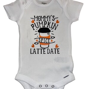 Mommy’s Pumpkin Spice Latte Baby Body Suit, Baby Clothes, Fall and Halloween baby clothing, Baby Shower Gift