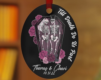 Personalized Gothic Wedding Ornament, Custom Skeleton Romantic Couple, Spooky Gift, Anniversary Gift, Bride and Groom Skeleton Ornament