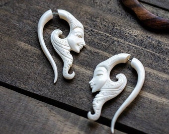 White Geisha Fake Gauged Earrings - Buffalo Bone Jewelry - Hand Carved Faux Fake Expander - Lightweight - Organic Jewelry