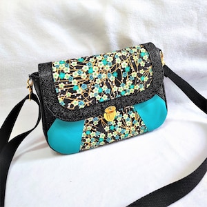sac besace femme à bandoulière turquoise et noir imprimé fleuris en simili cuir végan