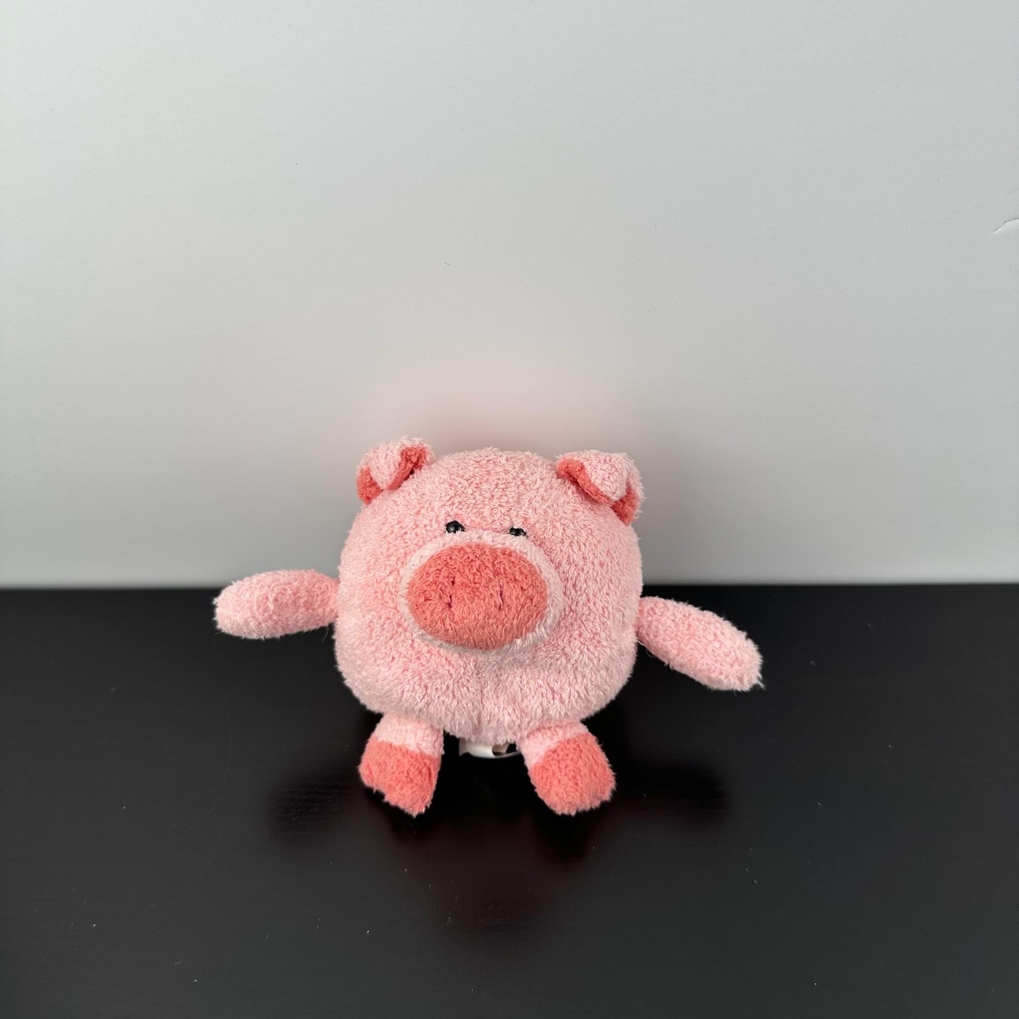 Russ Berrie Rare Luv Pets Petunia Pink Pig 4” Circular Bean Bag