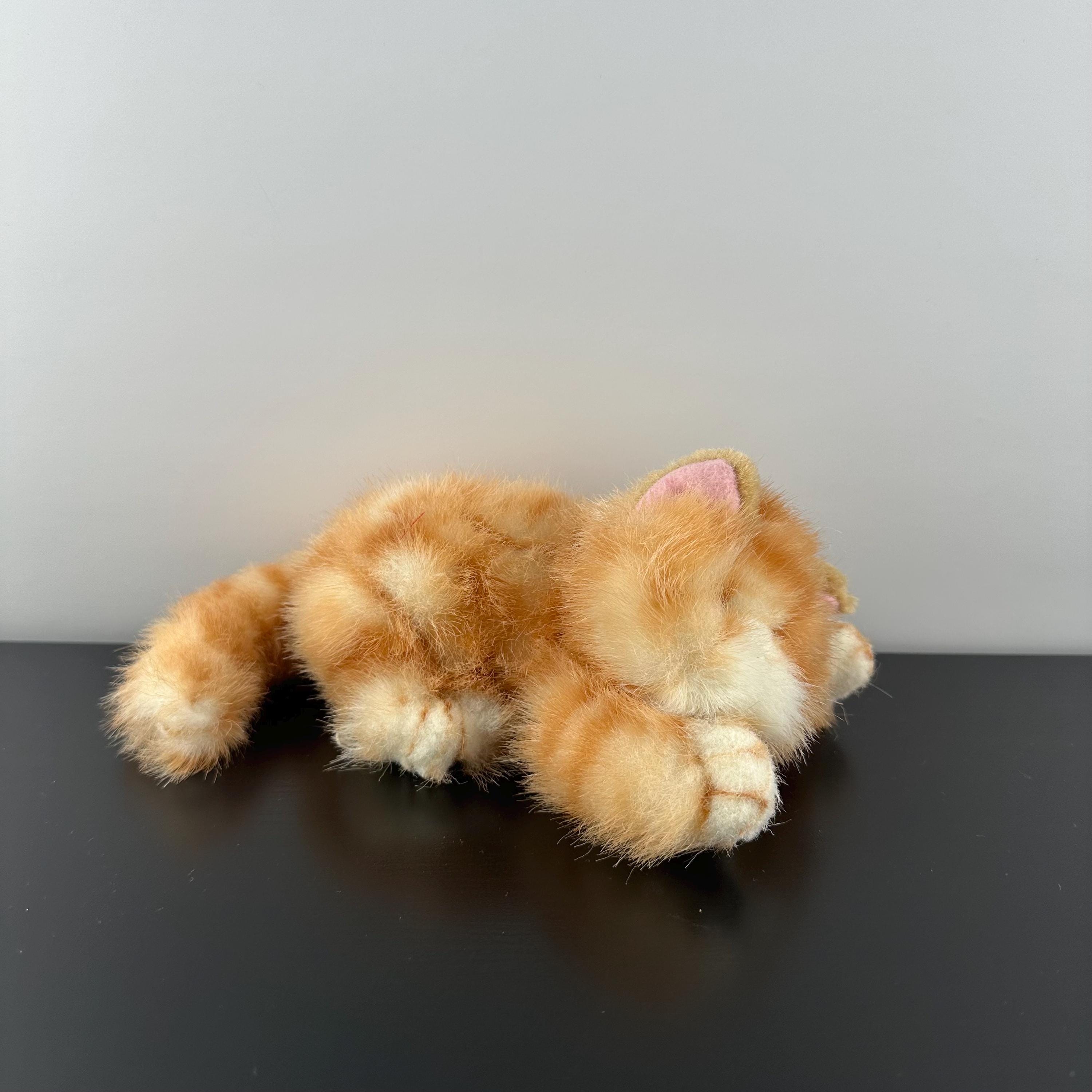 Chat en peluche vintage Canada