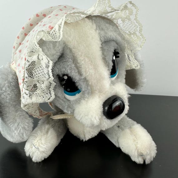 Applause Rare 1986 Vintage Sad Sam Crawling Holly Honey Basset