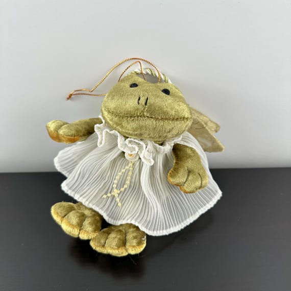 Vintage Russ Berrie Angelique Frog Green Plush Stuffed Animal