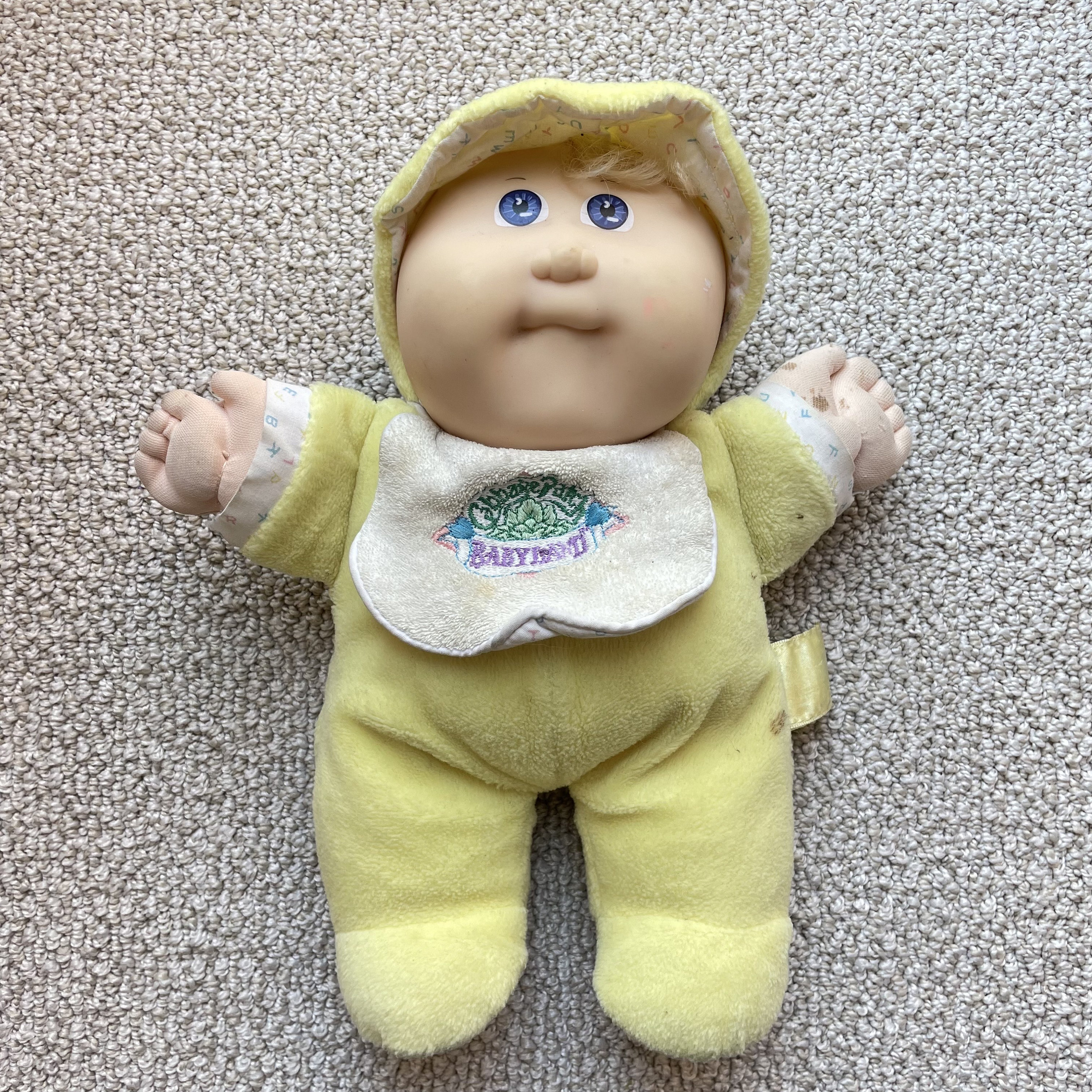 Vintage Cabbage Patch Kids 1987 Hasbro Babyland Baby Doll Yellow