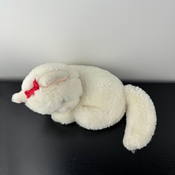 24K Polar Puff Rare White Kitty Cat 8” Pink Nose Blue Eyes Red