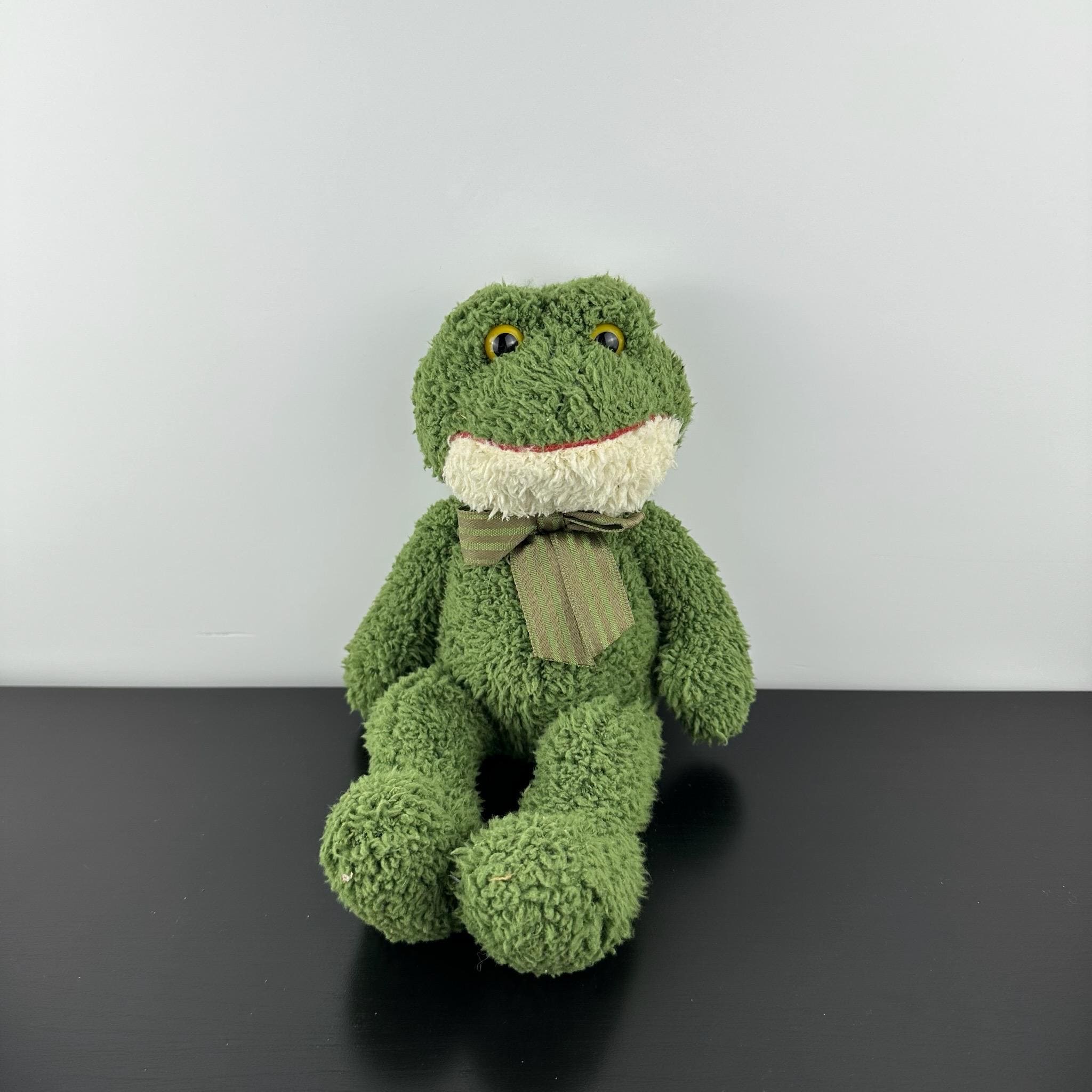 Russ Berrie Green Froggy Frog 12” #22212 Striped Bow Plush Stuffed
