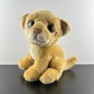 Vintage TY Wild Wild Best Collection Savannah  Lion Retired 10” Beanie Babies Baby Plush Stuffed Animal