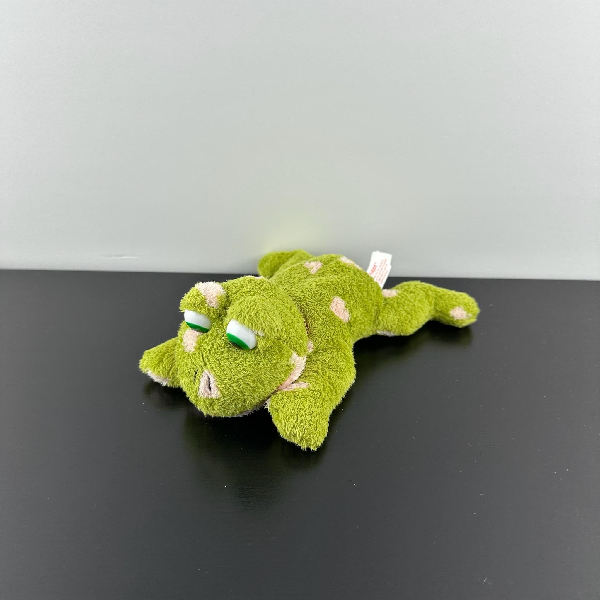 Russ Berrie Luv Pets Fribbit Green Frog Toad 7” Pink Hearts Red