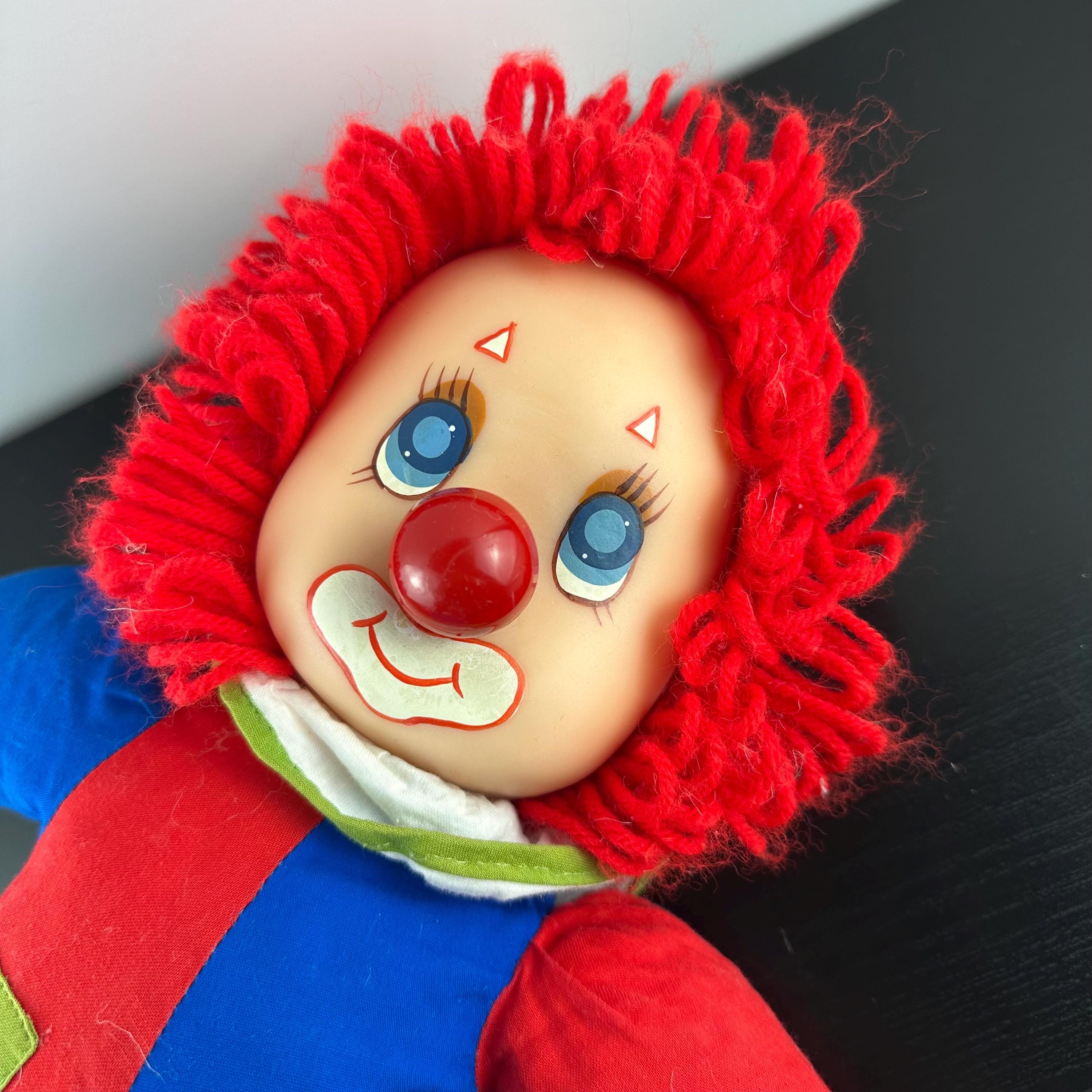 Vintage 1985 Ganz Bros Musical Clown Doll Face Plush Wind up Red
