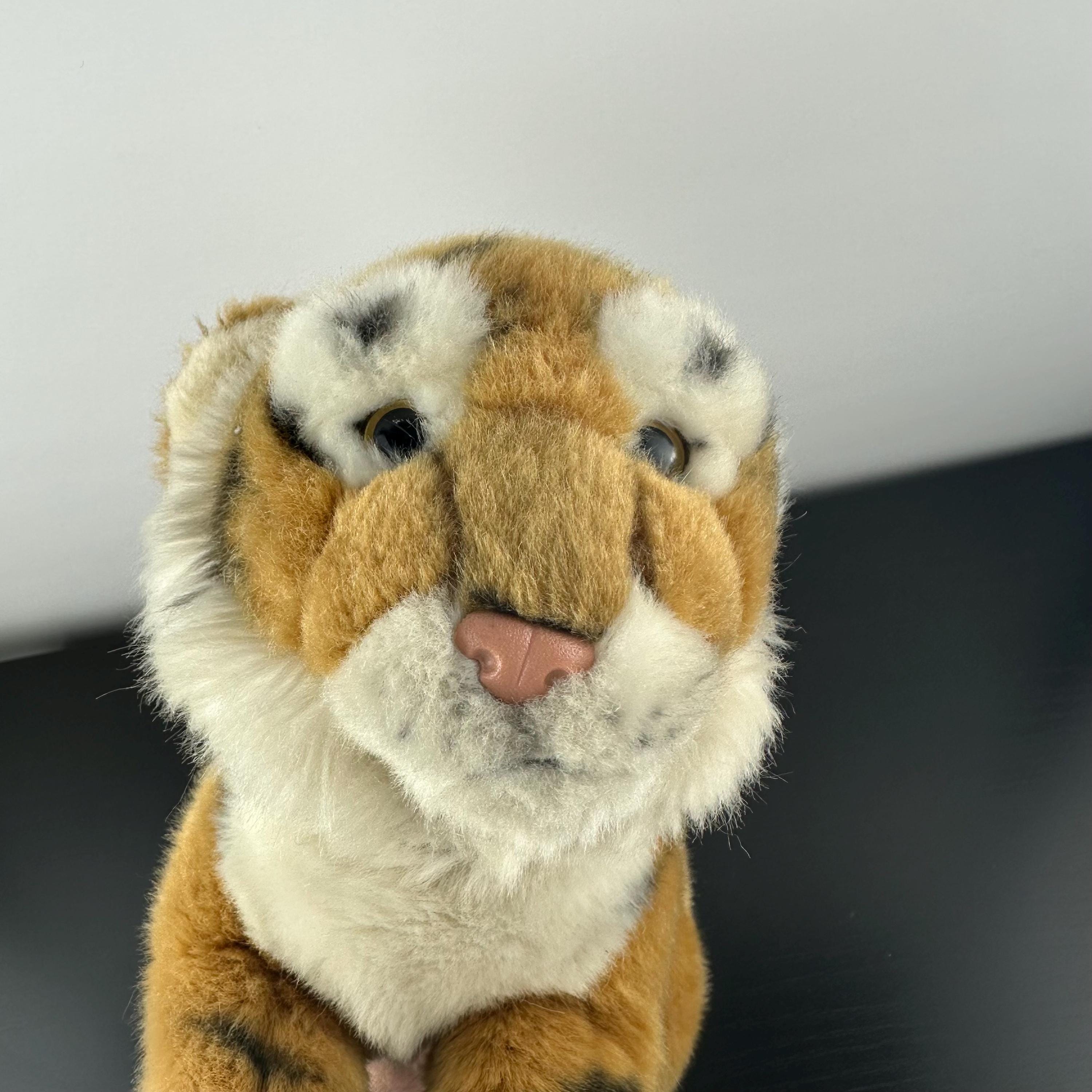 Peluche National Geographic – Triceratopo Medio 42 Cm – Morbido E Educativo – Regalo Per Bambini 0+