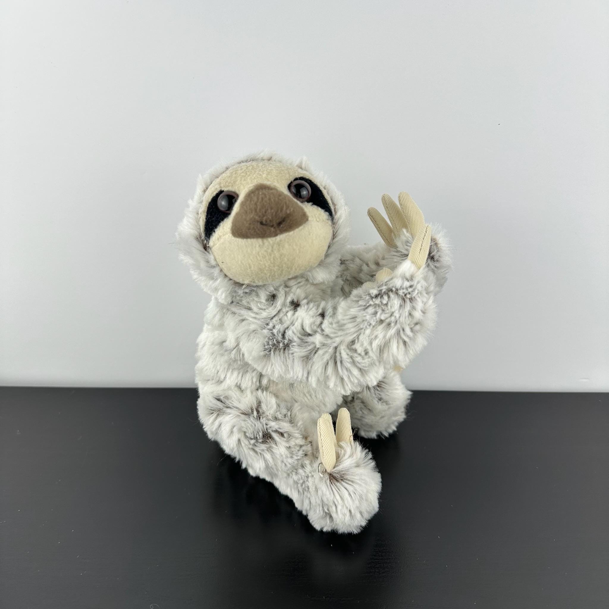 ふわふわのオットセイ Adventure Planet White Brown Sloth 8” Realistic Plush Stuffed