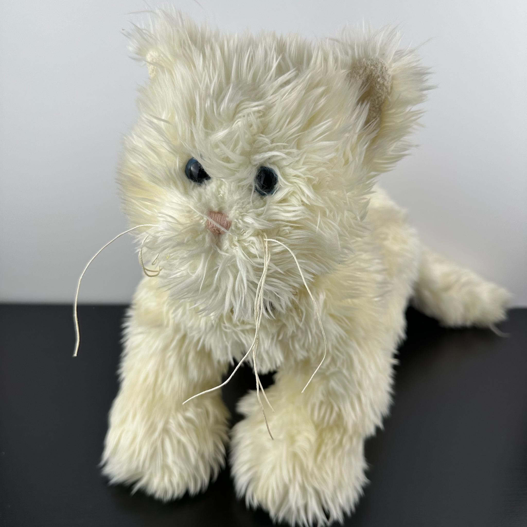 Ganz Rare 2002 Vintage Heritage Innocence Cat 14” H4410 White