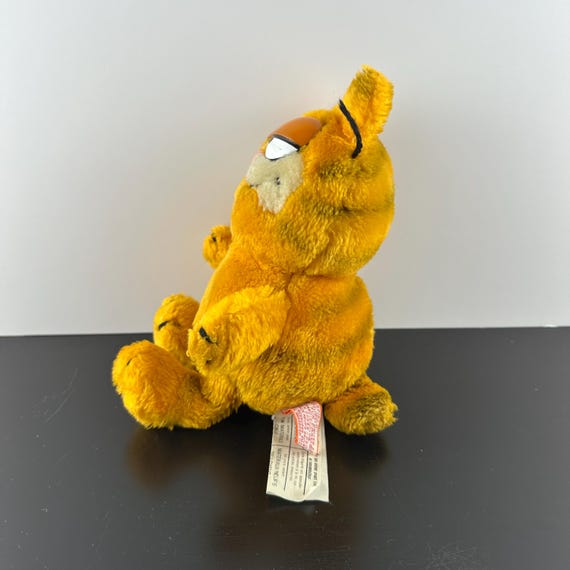 Vintage 1981 Fun Farm Garfield Orange Cat 9” Bean Bag Plush