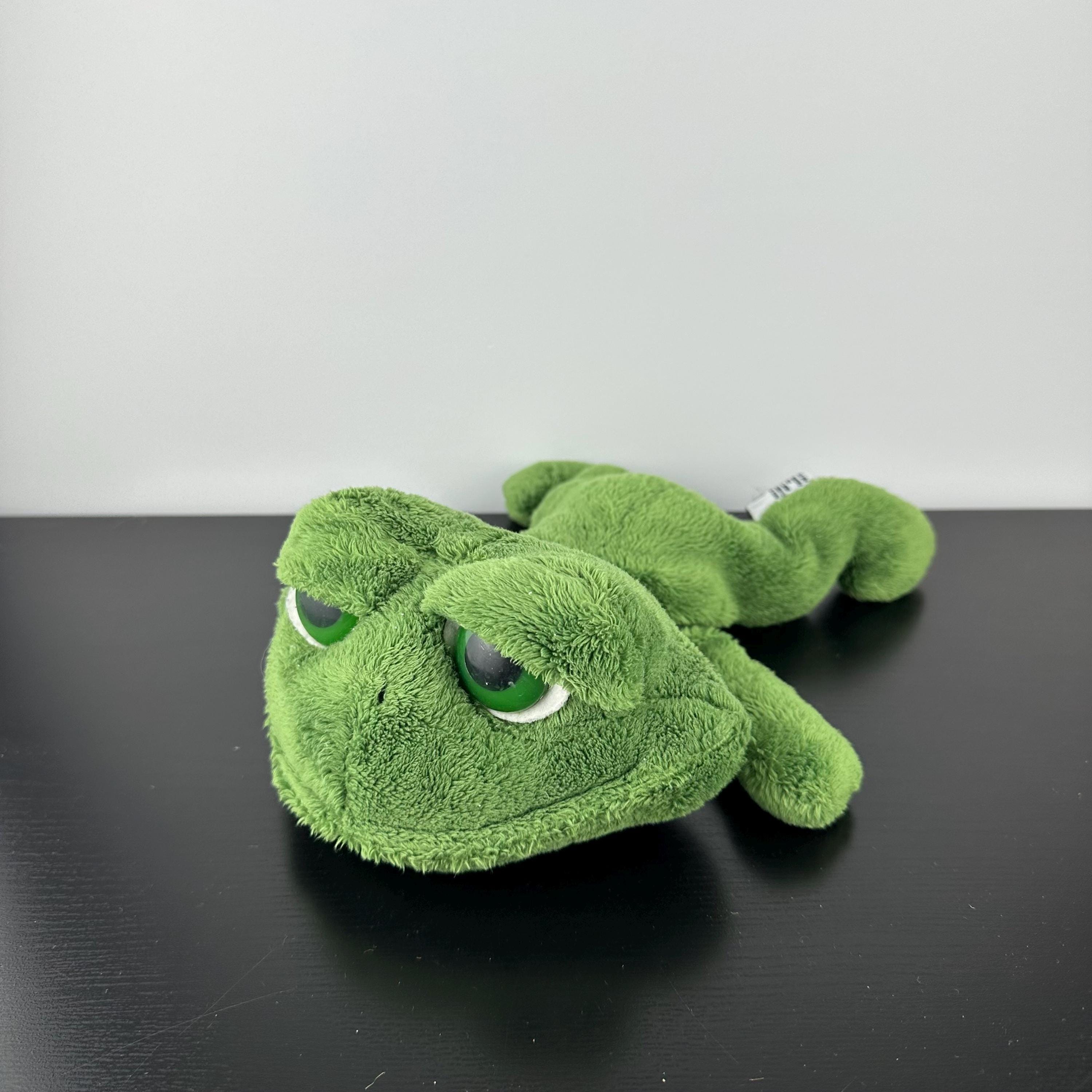 Russ Berrie Lil Peepers Dermot Green Frog Toad 11” Plush Stuffed