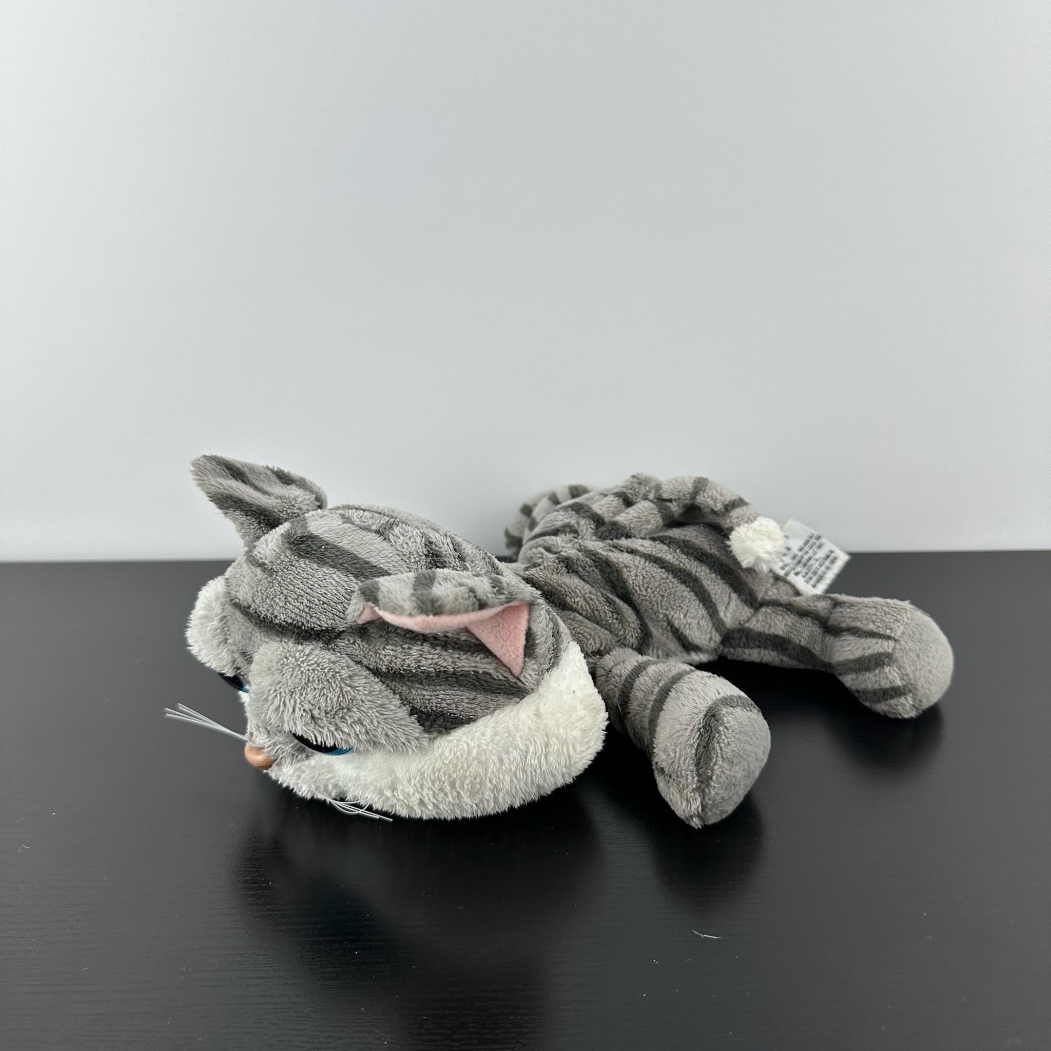 Russ Berrie Lil Peepers Pepper Kitty Cat 8” Big Blue Eyes Gray