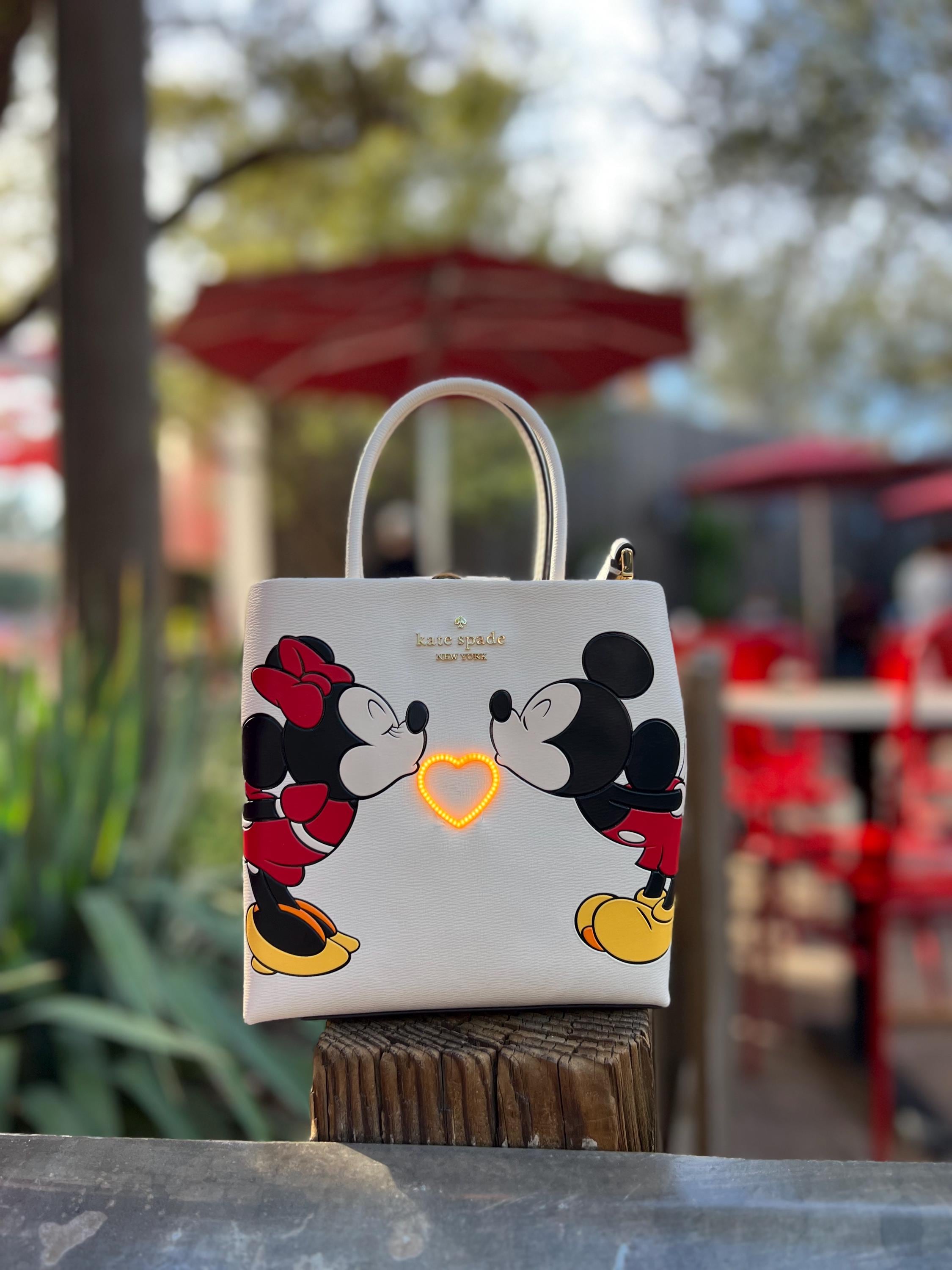 kate spade ミッキー ミニー バッグ Kate Spade Disney Mickey and Minnie Kissing Cross Body Bag