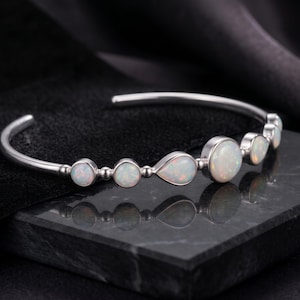 Armband med naturlig etiopisk opal, öppet armband i 925 sterlingsilver med flera stenar, handgjort armband med oktobers födelsesten, gåva