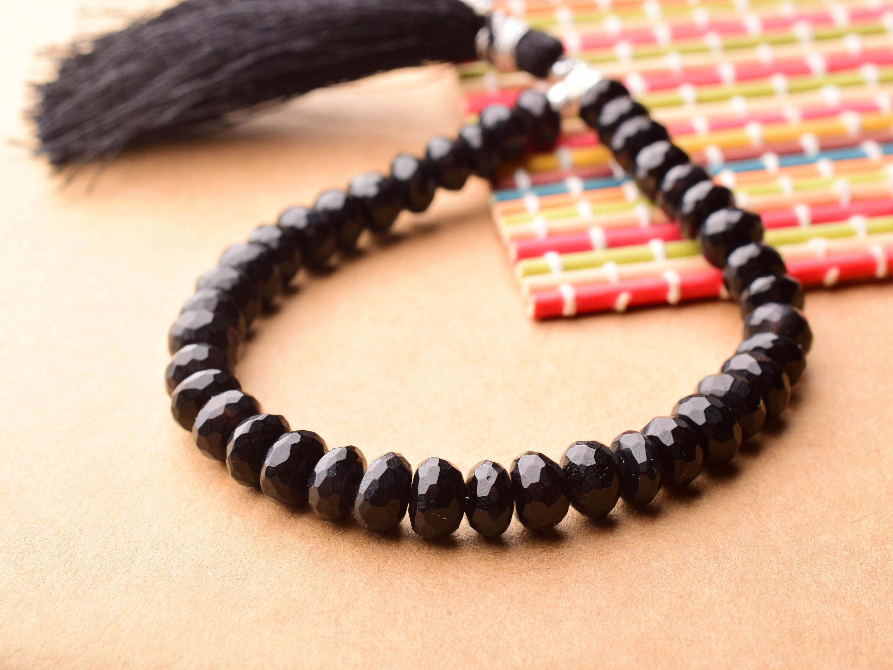 Mondstein-Armband Mit 6 Mm Perlen – Naturschmuck Edelstein-Armband Dehnbar, 19 Cm, In Zarten Erdtönen