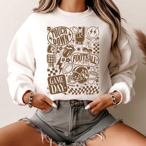 Game Day Crewneck Sweatshirt for women sports gifts for her Shirt for Sunday football tailgating oversized graphic long sleeve touchdown