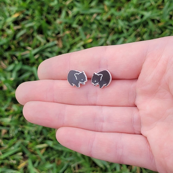 1 x Pair of Wombat stud earrings,  Australian animal earrings