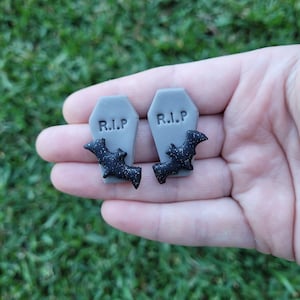 1 x Pair of Halloween Stud Earrings,  Grave stone Earrings,  bat Earrings, Polymer clay stud earrings,