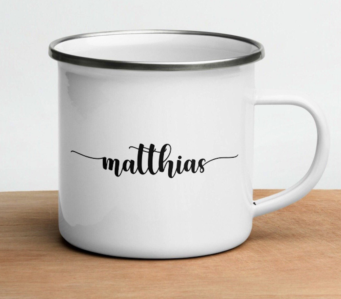 Tazzina con nome in smalto o ceramica, onomastici minimalisti, tazzina da caffè in corsivo, tazzine personalizzate