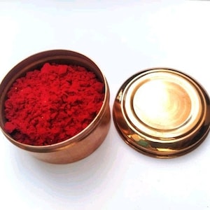 Kumkum Box aus reinem Kupfer als Hochzeitsgeschenk verwendet. Pooja Zweck Tikka Topf alte Hindu Kumkum Box Hand gefertigt.