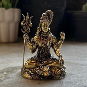 Brass Shiva Statue Lord Shiva Idol for Home Temple Antique Brass Mahadev Murti Hindu God Shiva Figurine Shiva Shankar Statue for Puja