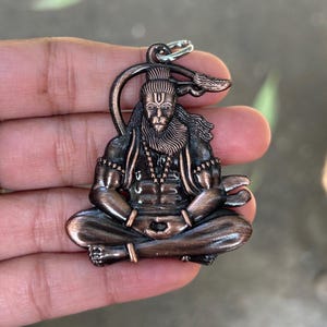 Dhyan Hanuman Kavach Pendant | Meditating Hanuman Necklace | Hindu God Amulet for Protection | Hanuman Spiritual Jewelry Gift