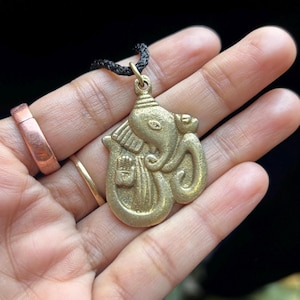 Ganesha Elephant God pendants antique Gold tone Ganesh Hindu God Antique Ganesha Pendent Ganesha Locket Lucky Ganesh Pendent lucky Ganesha