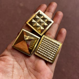 91 Pyramid Brass Energy Grid Vastu Brass Pyramid for Positive Energy Feng Shui Pyramid for Home Office Brass Pyramid for Prosperity Success