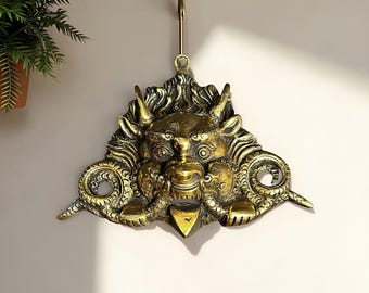 Ídolo guardián Yali para colgar en la pared, decoración india para el hogar, latón antiguo, colgante de pared Yali, arte mitológico del sur de la India, protector Vastu