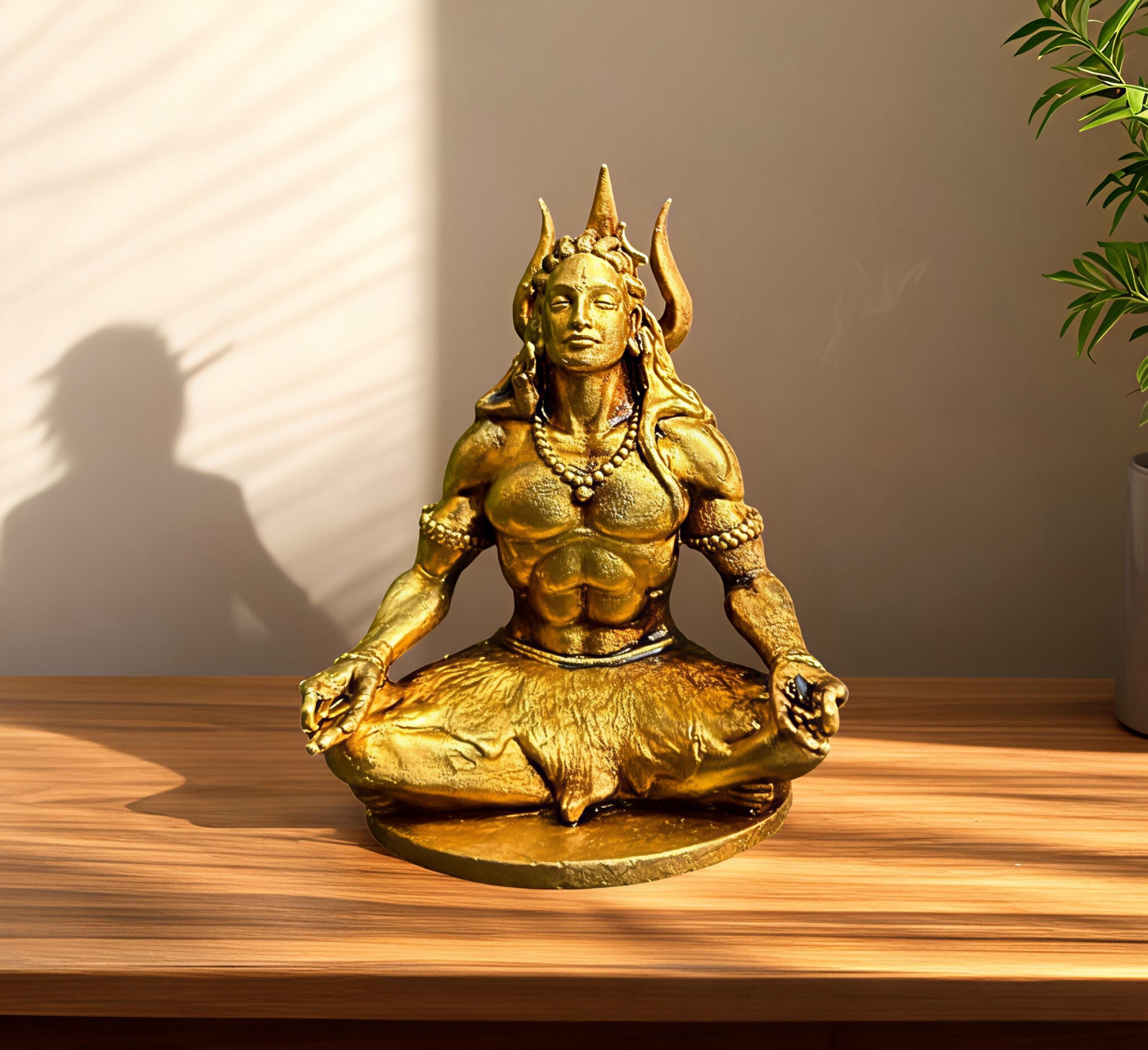 シヴァ像、シヴァ神像、瞑想するシヴァ神マハデフ像、トリシュール