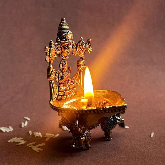 Indian-Shelf 3 Piece Gold Diya Aarti Jyoti Puja Temple Pooja Gifts Antique Brass Oil Lamp for Puja Room Décor Decorative