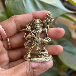 Hanuman Ji Idol in Brass Hindu God Statue for Puja Home Temple Decor Bajrangbali Murti for Protection Spiritual Gift Vastu Figurine