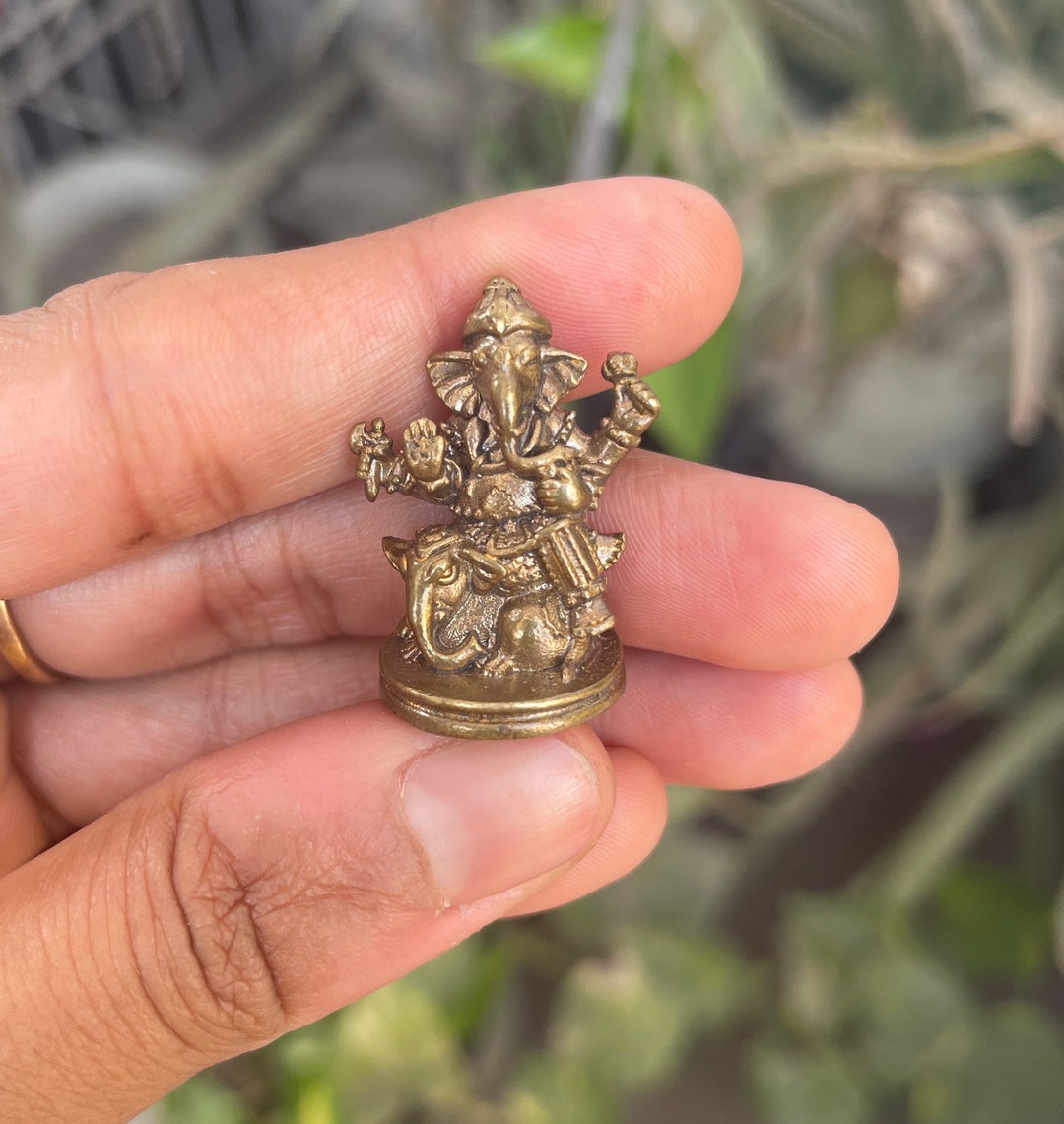 Vintage Ganesha Statue Little Ganesha Hindu God Small Car Dashboard